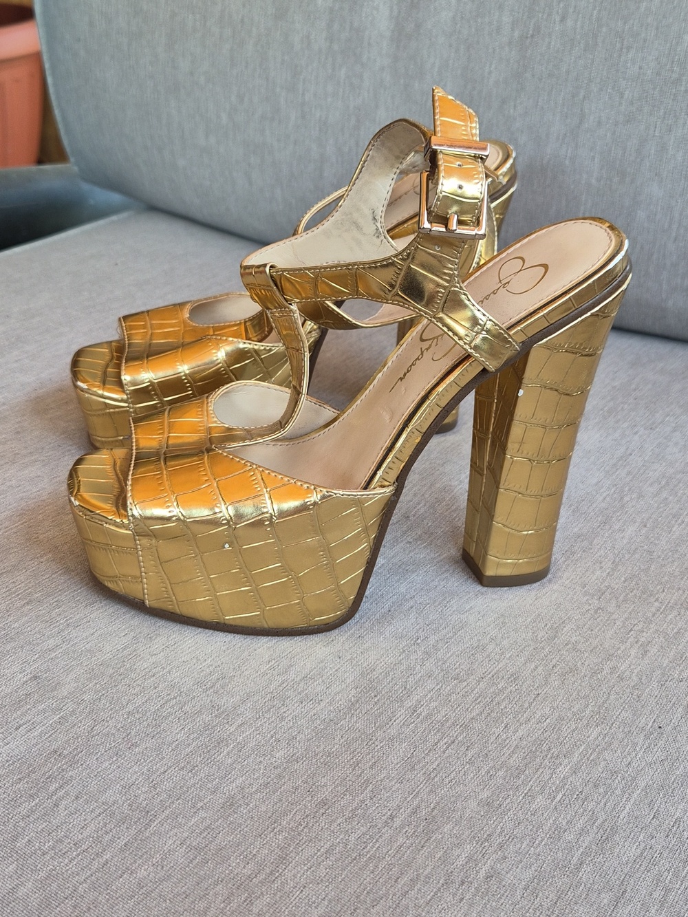 Jessica Simpson Gold Platform Heels